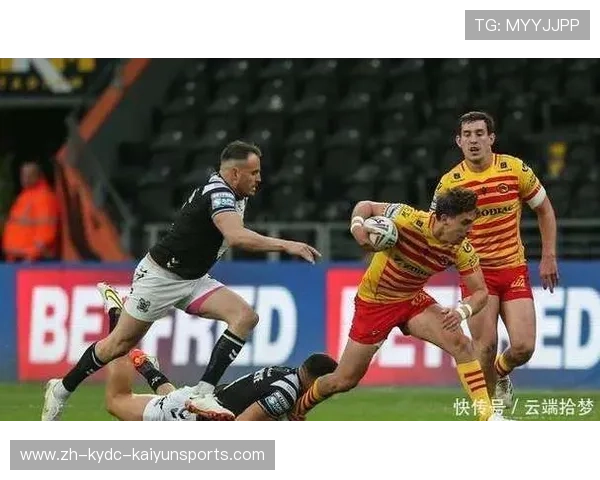 足球比赛中的场地适应与战术应变